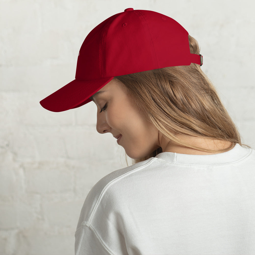 Casquette baseball origami bleu marine détail de la broderie CHT'M Boutique
