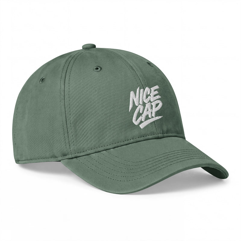 Casquette délavée vert mousse vue de profil droit, coton lavé aux enzymes toucher brossé