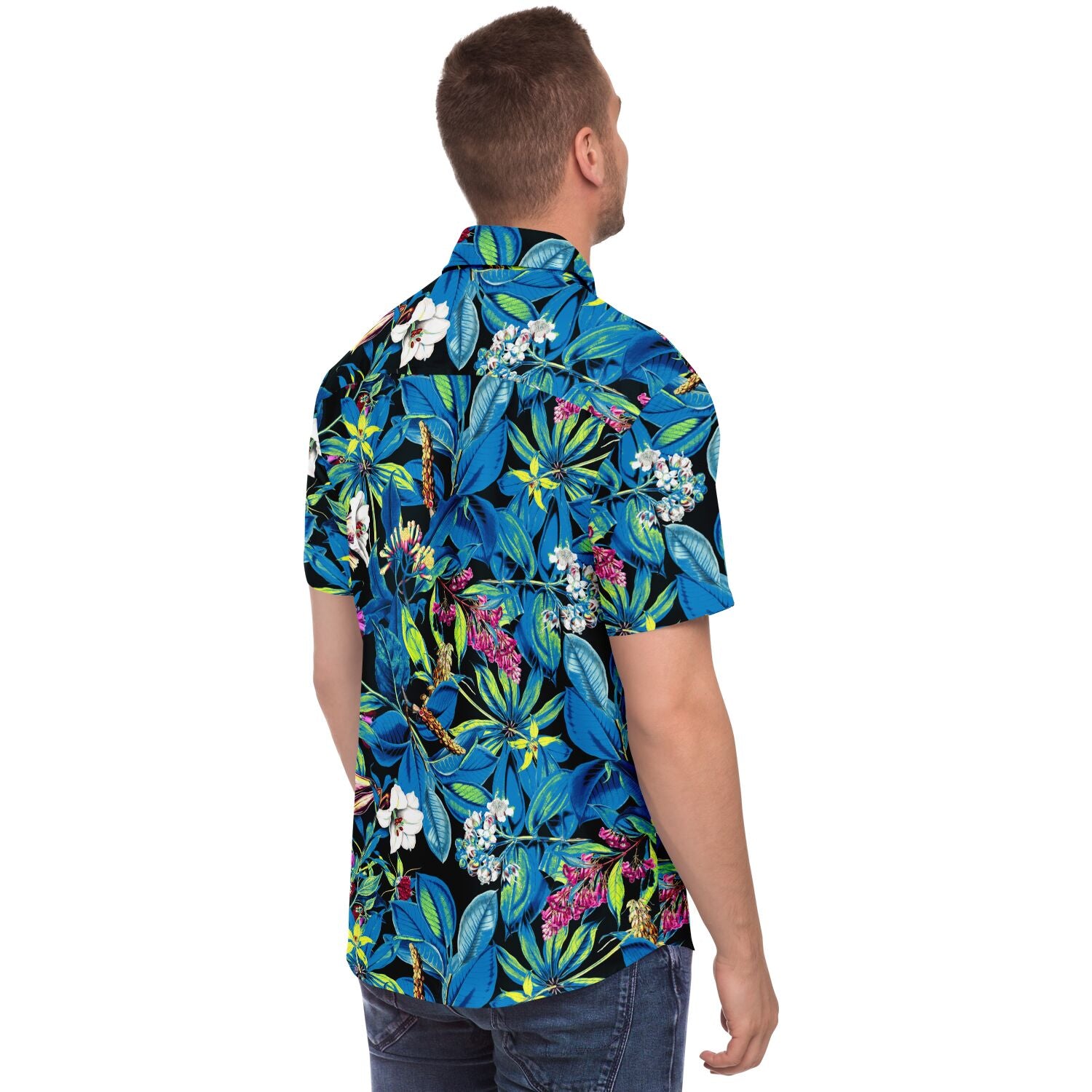Chemise homme manches courtes bleue à feuillage tropical, portée, profil droit