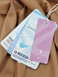 Étiquettes officielles Sorona et Cool Touch Q-MAX livrées avec le t-shirt oversized imprimé