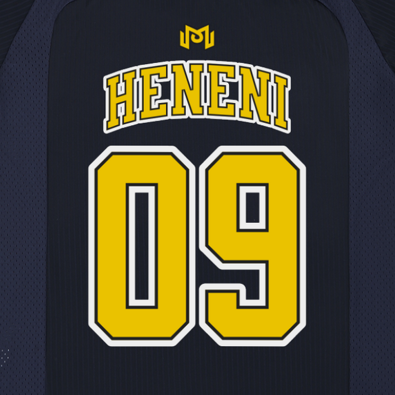 Gros plan du flocage doré Heneni numéro 09 au dos du maillot – CHT'M