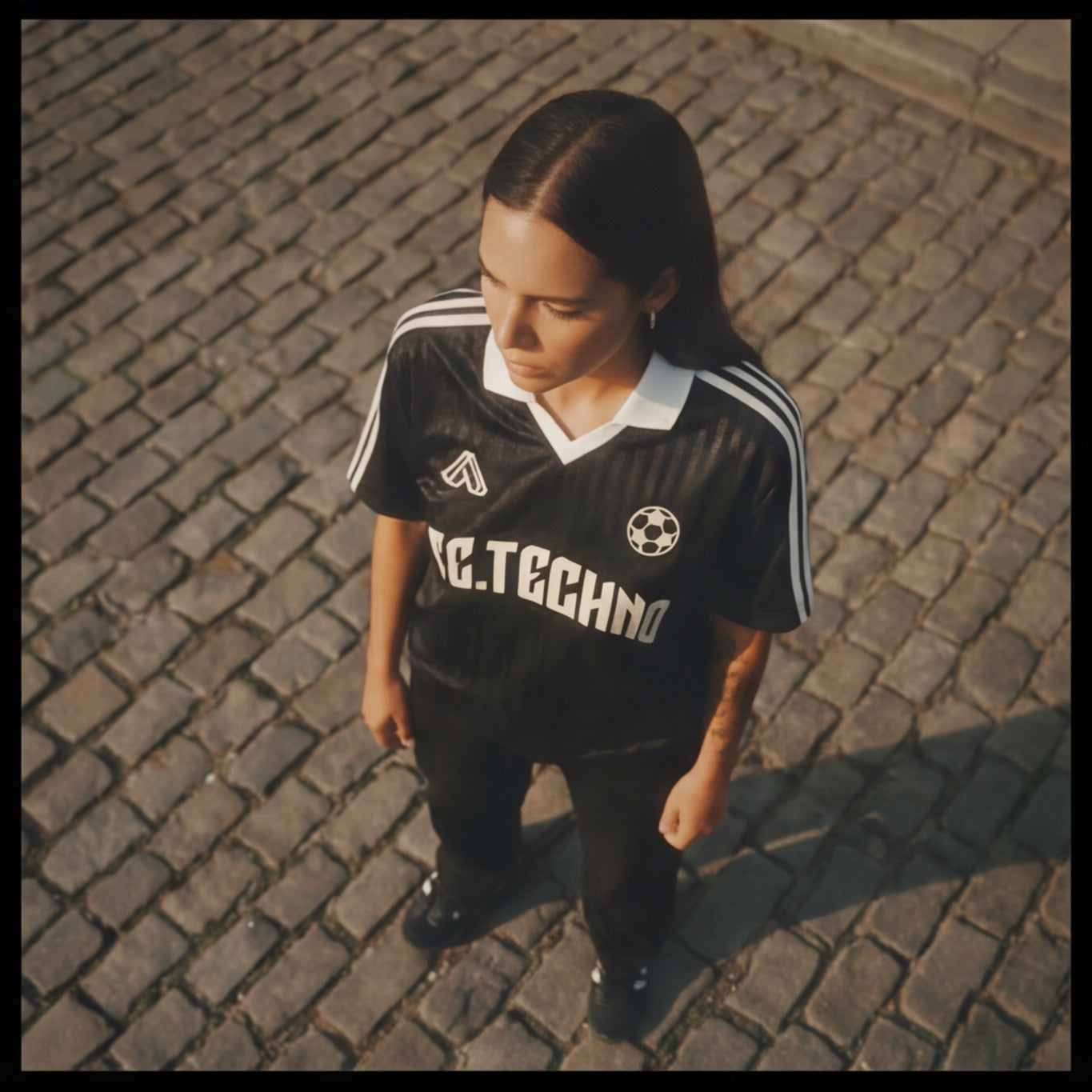 MAILLOT DE FOOTBALL FC.TECHNO - PIÈCE RARE STREETWEAR VINTAGE