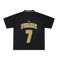 Maillot de foot streetwear Zwanze City noir, vue de dos, floqué ZWANZE numéro 7 doré