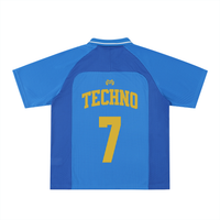 Dos du maillot foot techno bleu royal – lettrage TECHNO doré et numéro 7, style football rave streetwear