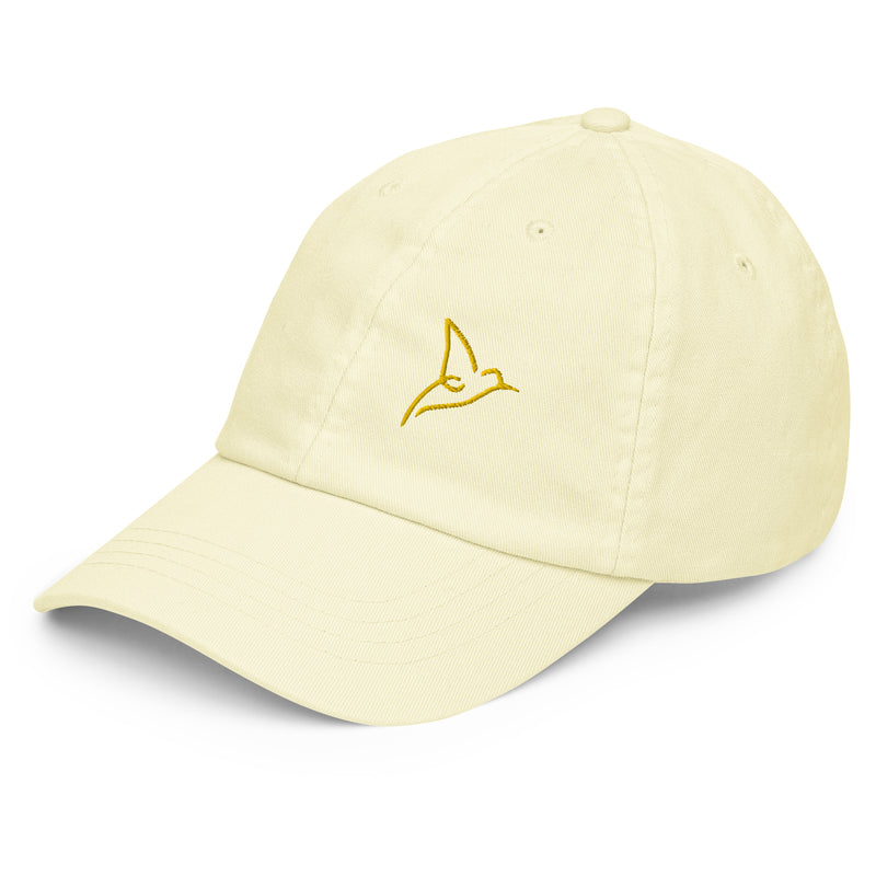 casquette pastel jaune pour femme avec broderie oiseau du paradis