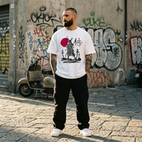 T-shirt anime oversize samouraï blanc en look streetwear urbain, homme