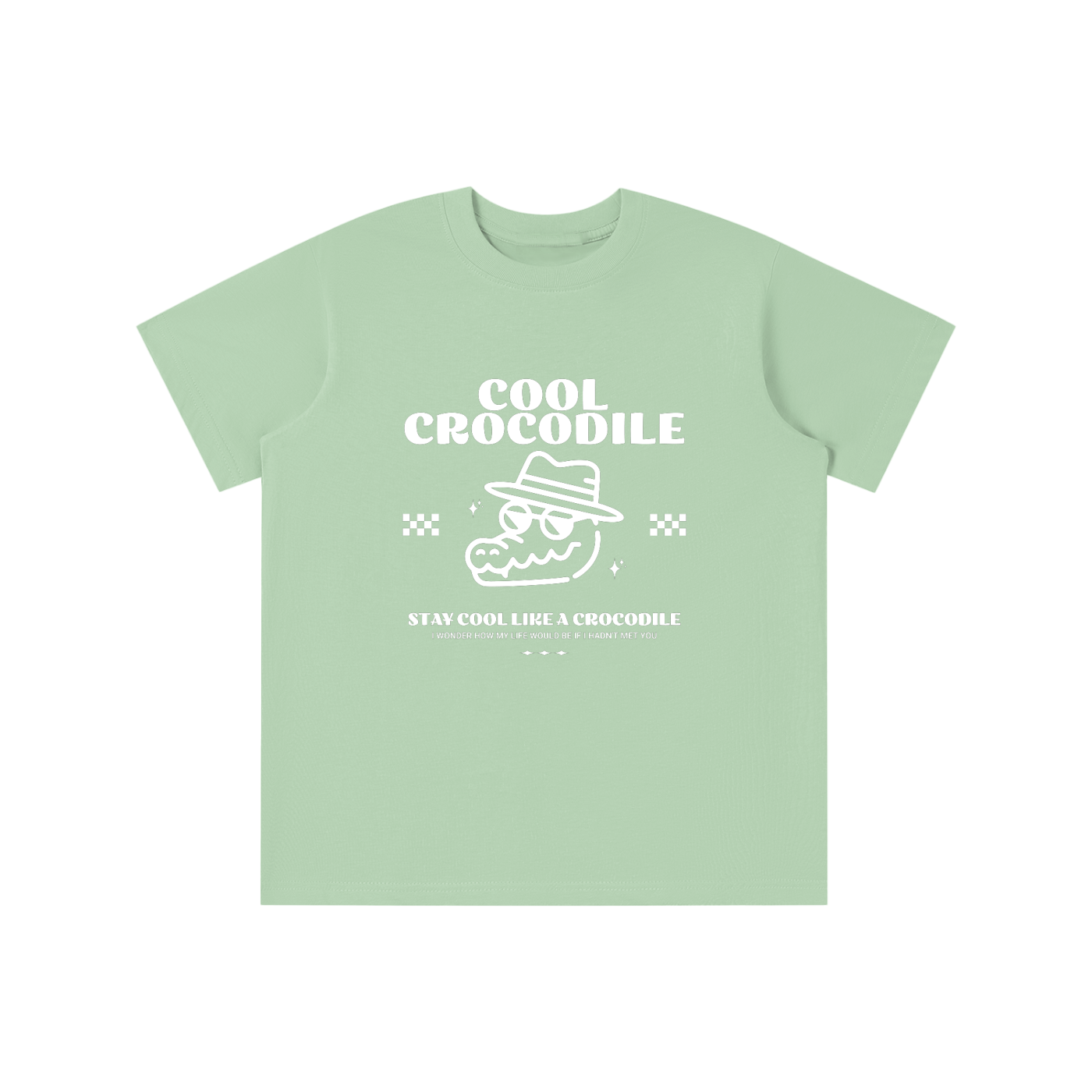 T-shirt enfant original Cool Crocodile vert amande, vue de face avec print crocodile blanc – CHT'M Boutique