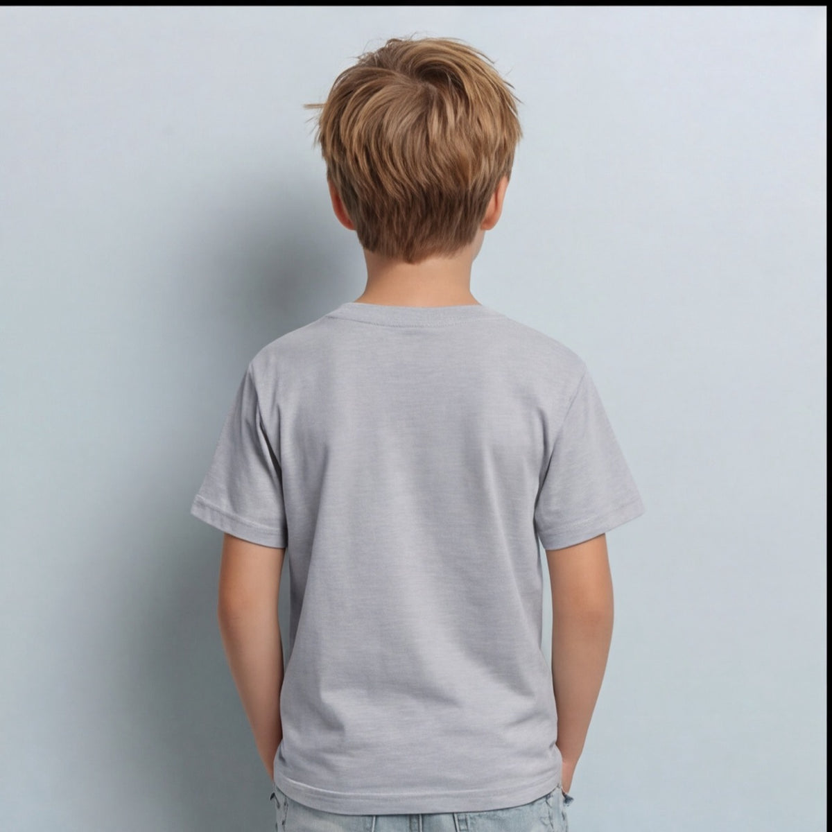 Dos uni du t-shirt enfant Hike More en gris clair, manches courtes sans imprimé