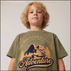 T-shirt enfant  Mountain is Calling Adventure - Design Vintage Outdoor