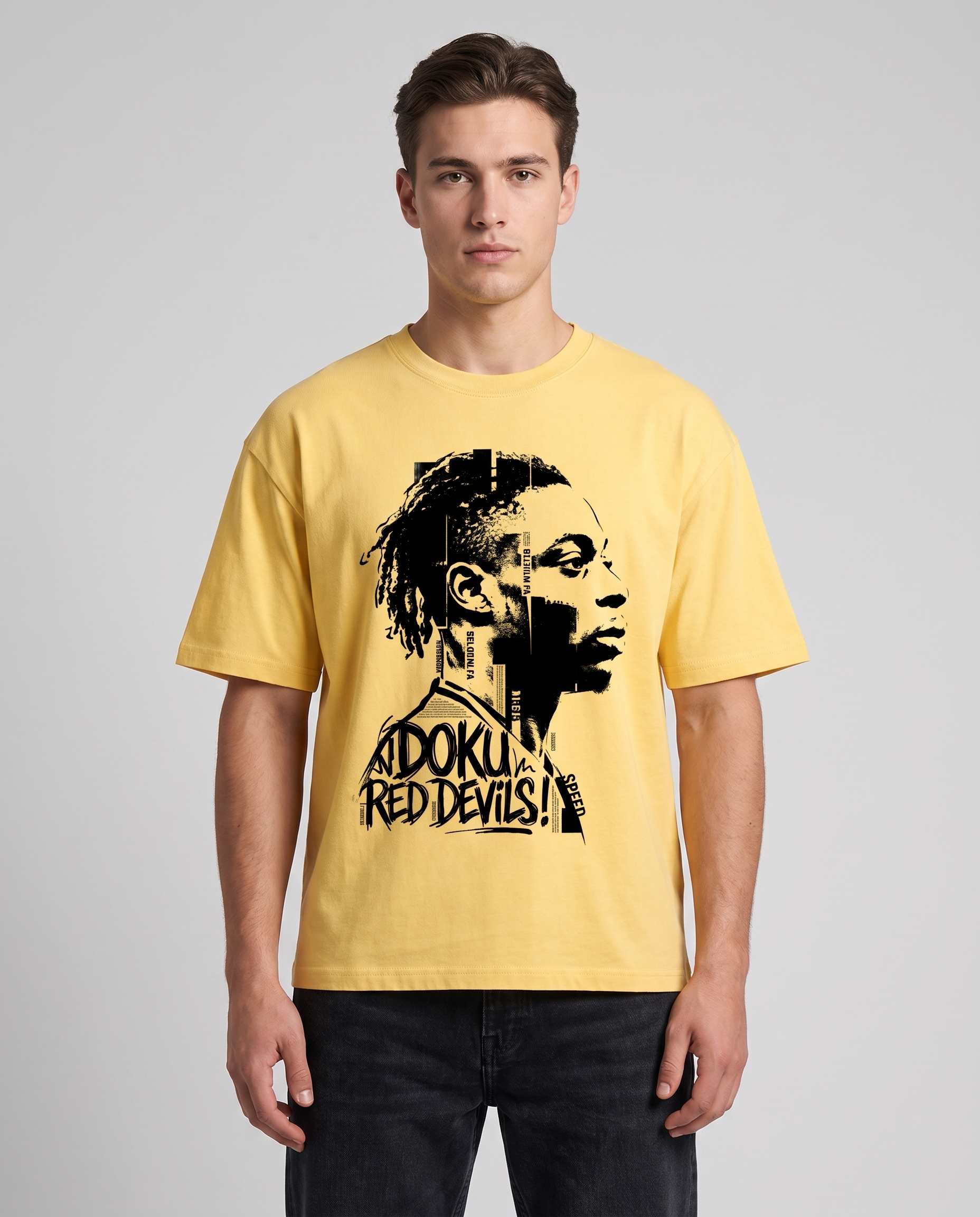 T-shirt Jeremy Doku Red Devils jaune citron porté en studio, vue de face