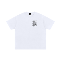 T-shirt oversized Jeremy Doku blanc, vue de face avec le lettrage Jeremy Doku Red Devils sur la poitrine