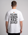 T-shirt Kevin De Bruyne Red Devils porté en studio - vue de dos avec flocage