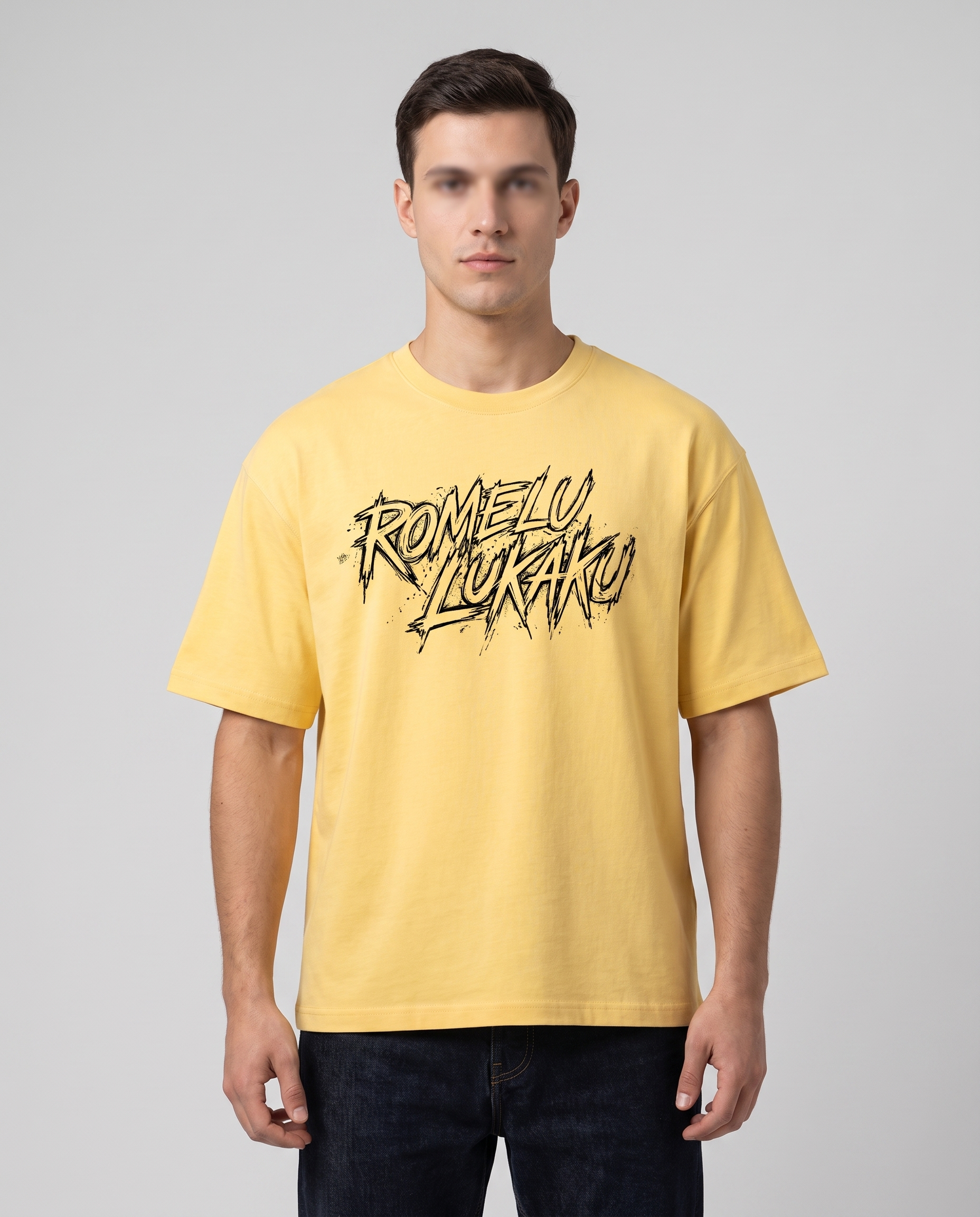 T-shirt Romelu Lukaku Red Devils jaune citron porté en studio, vue de face