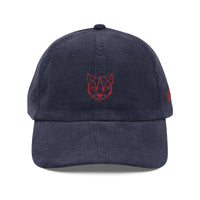 Casquette velours côtelé chat olive coloris présenté CHT'M Boutique