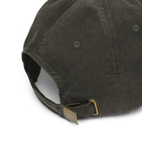 Casquette velours côtelé unie bleu marine gros plan sur le tissu CHT'M Boutique