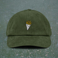 Casquette belge en velours côtelé olive avec frites brodées - vue de face