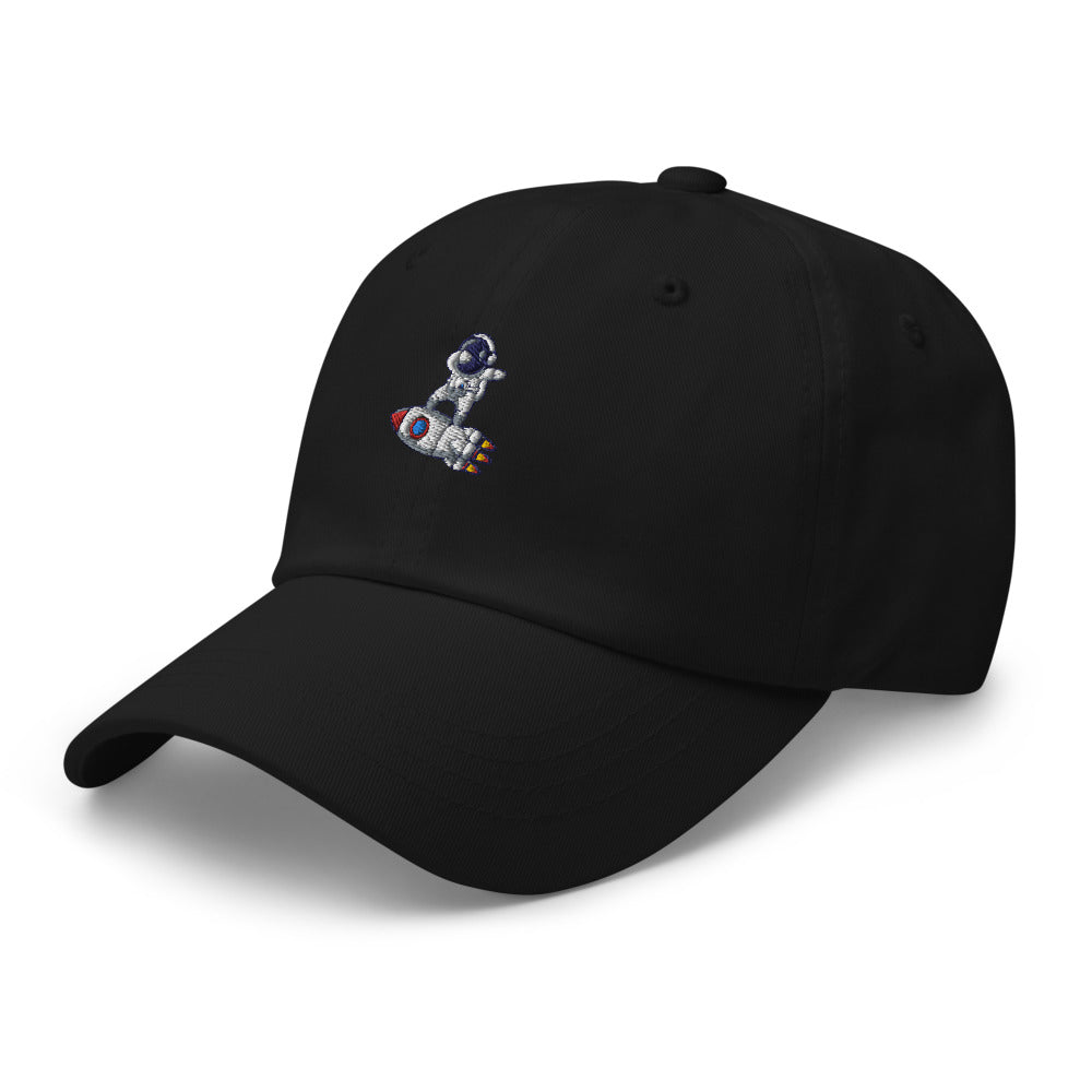 Casquette baseball to the moon noir portée en situation CHT'M Boutique