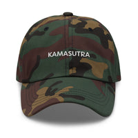 Casquette baseball kamasutra noir détail de la broderie CHT'M Boutique