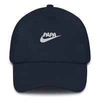 Casquette baseball papa just do it noir portée en situation CHT'M Boutique