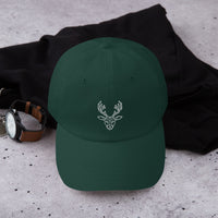 Casquette baseball cerf origami noir portée en situation CHT'M Boutique
