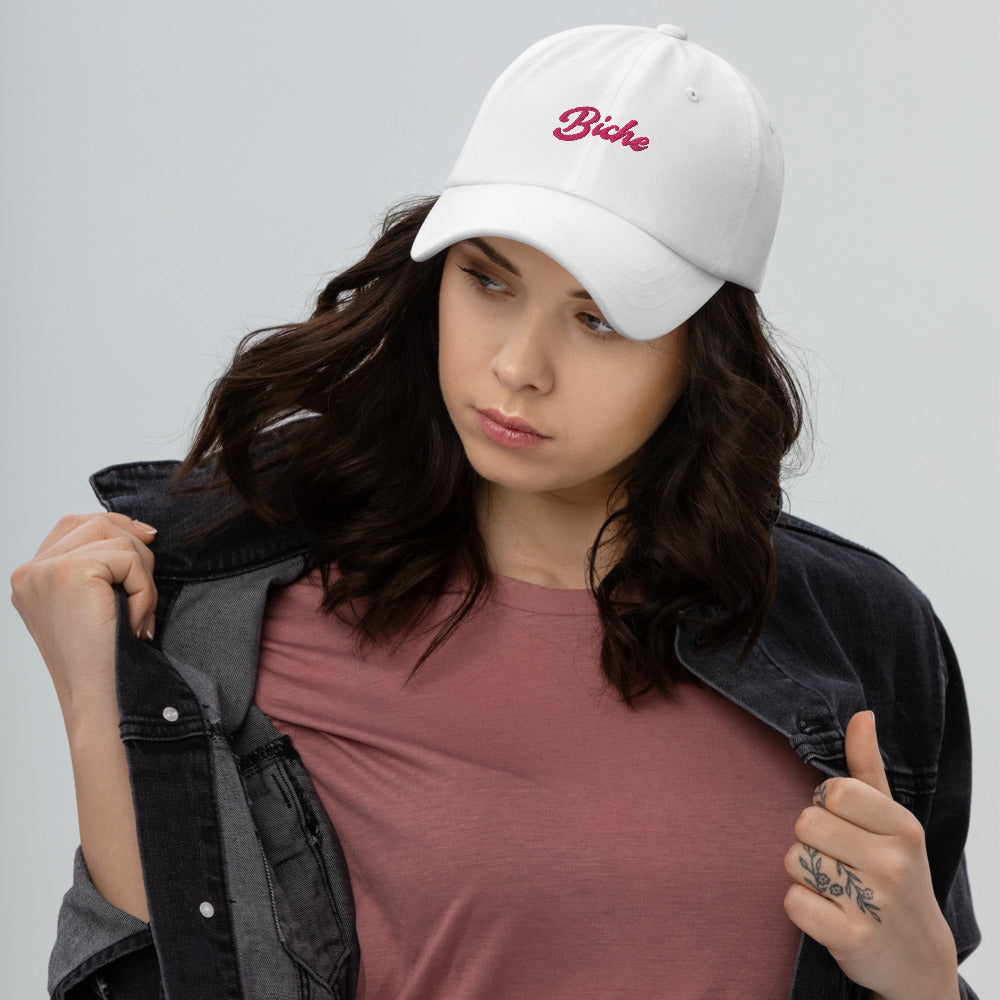 Casquette femme biche noir détail de la broderie CHT'M Boutique