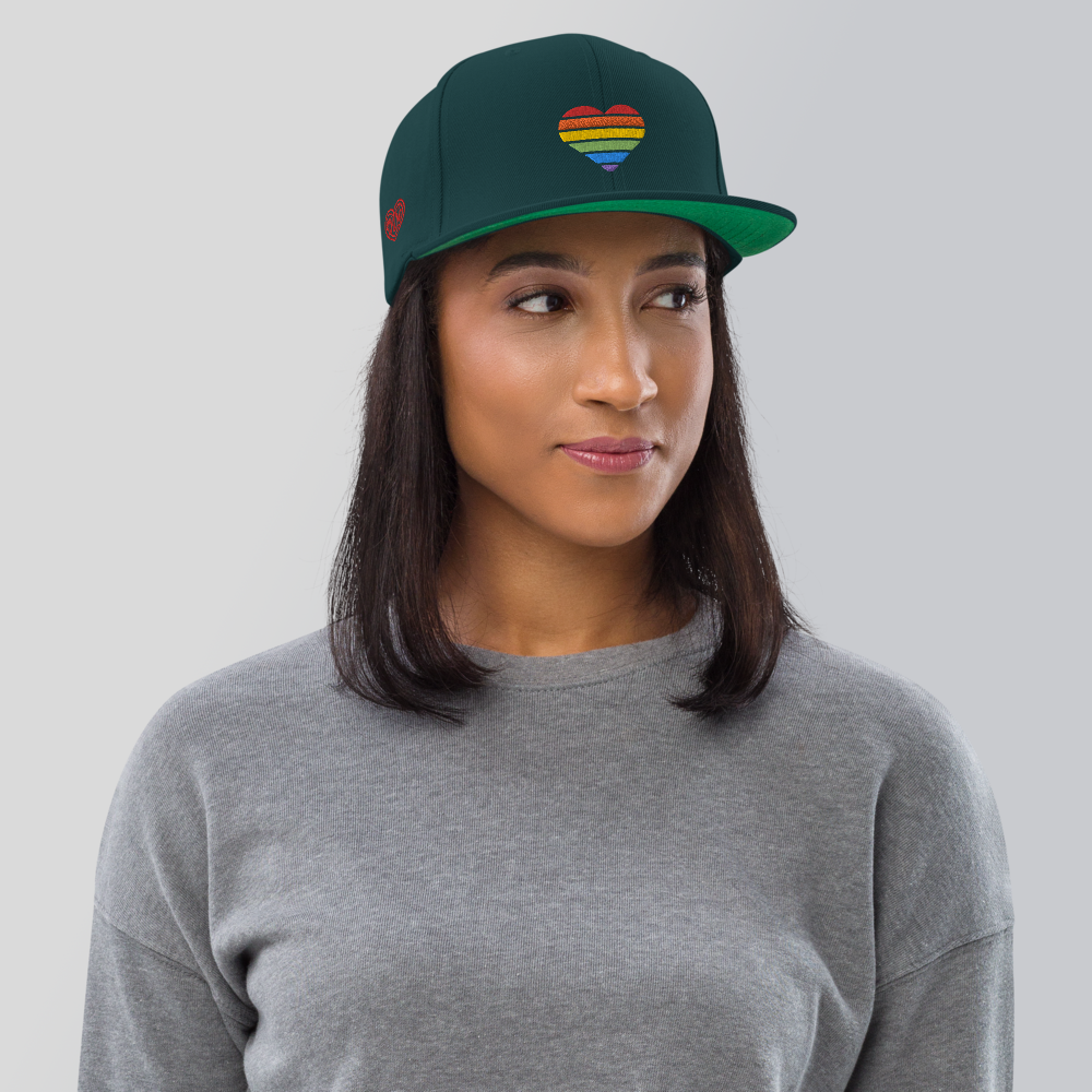 casquette coeur arc en ciel gay et lesbien 