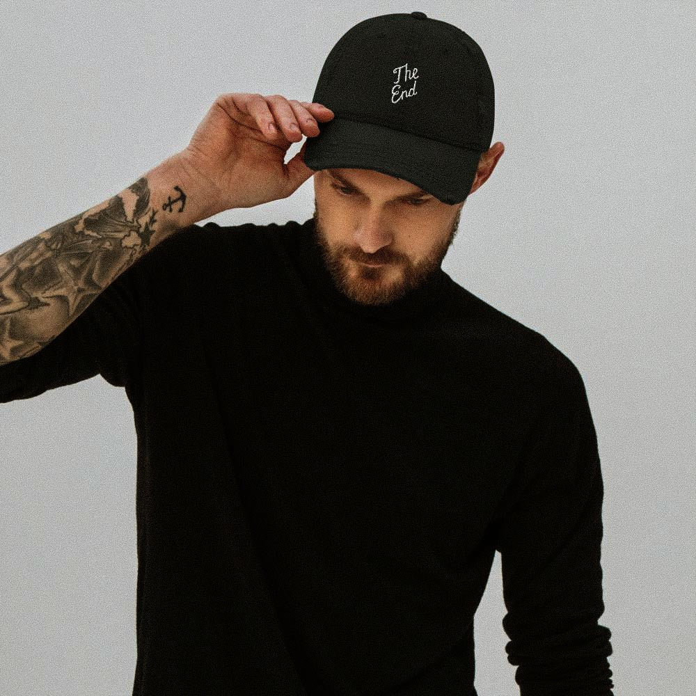 Casquette baseball effet usé the end noir portée en situation CHT'M Boutique