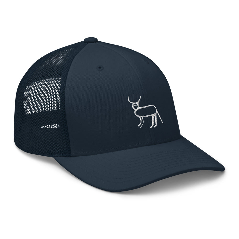 Casquette trucker bleu marine Coucou Petite Perruche — trois-quarts avant droit